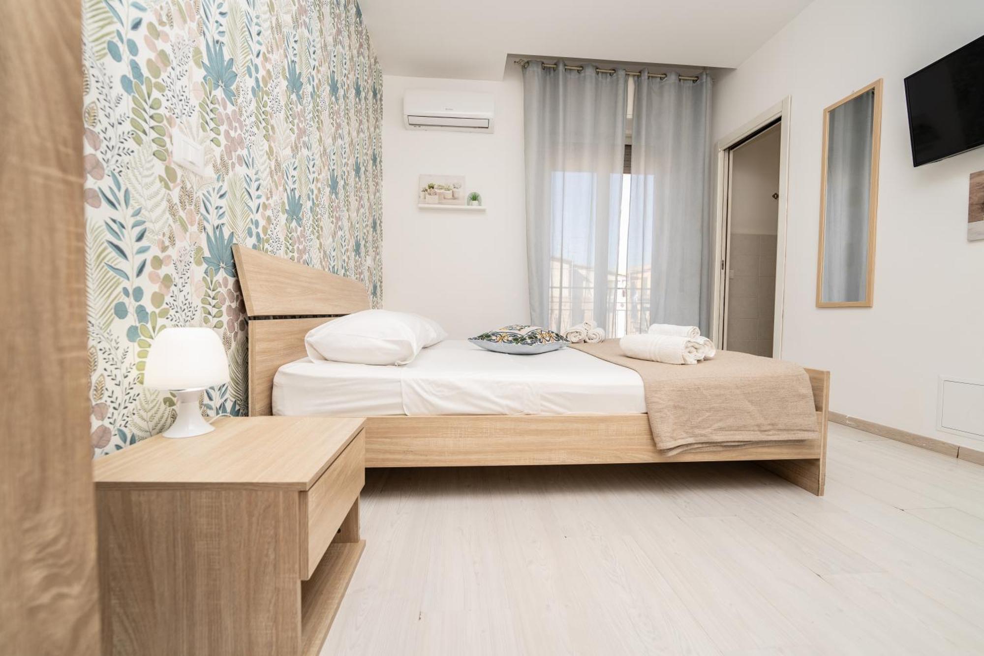 Central 128l Guest house